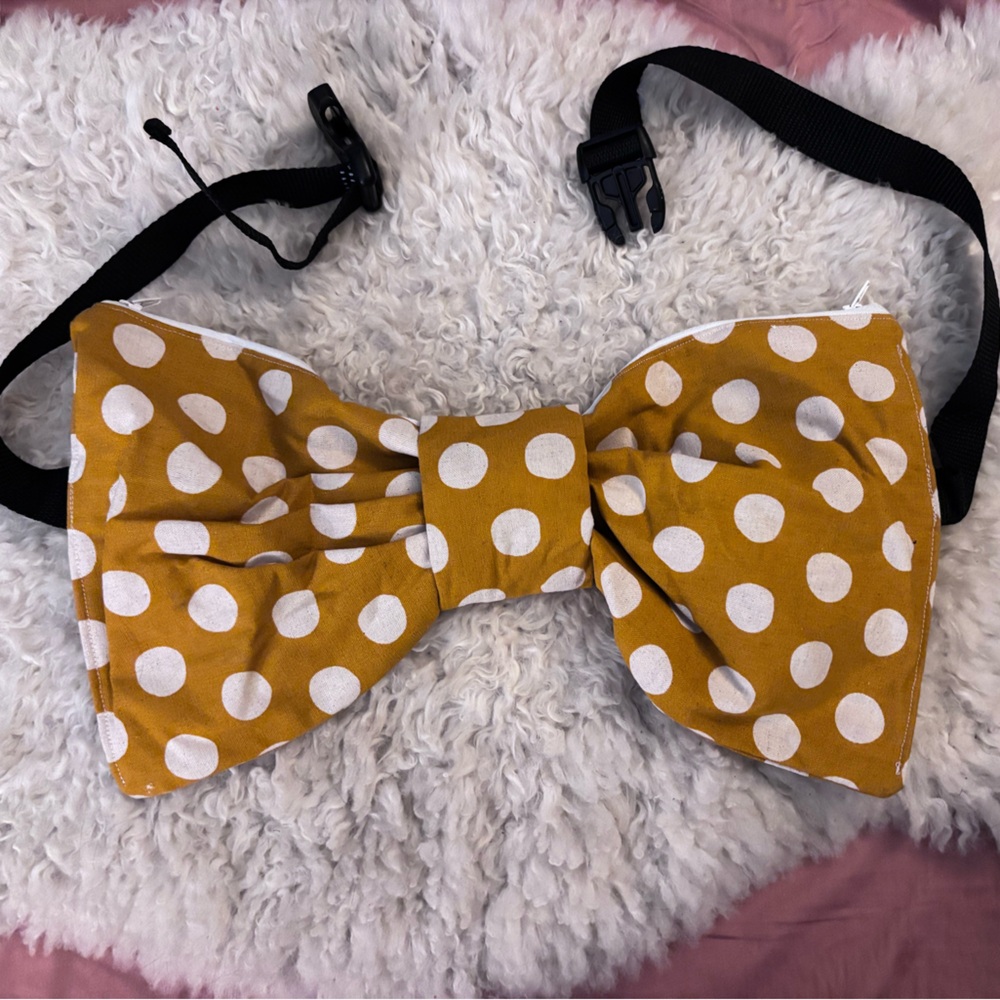 Polka Dot Bow Fanny Pack 🎀